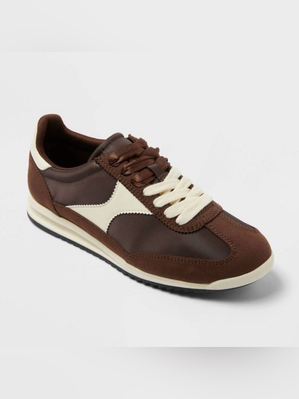 Women’s Skyler Jogger Sneakers with Memory Foam Insole – Universal Thread Brown